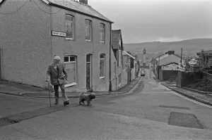 01275 Prints: Labour Party Leader Michael Foot walks his dog Dizzie in Tredegar, Gwent
