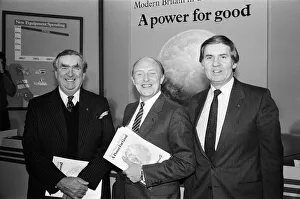 01388 Prints: The Labour Party give a press conference to outline their views on defence if they ever