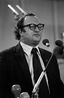 Treaty Prints: Labour politician Clive Jenkins speaks during a debate on the Common Market