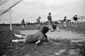 01133 Prints: Ladies football match. Southampton Ladies v Beecham Belles from Berkshire
