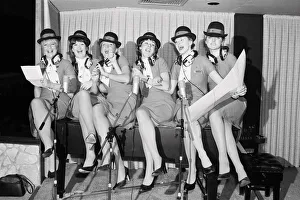 Six Laker stewardesses make a record dedicated to Freddie Laker called