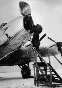 00587 Prints: The Lancastrian, Britains latest Airliner for the long haul flight between England