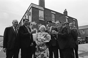 Images Dated 1st January 1972: Landlady retires, Royal George, Thornaby. 1972