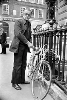 Images Dated 1st April 1975: Larry Adler, musician seen here with his push bike. April 1975 S75-1891-001