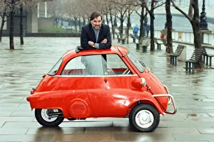 01064 Prints: The launch of LWTs The Trouble With the Sixties. Pictured is George Best