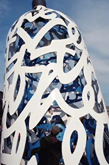 Sculpture Prints: The launch of the sculpture Bottle of Notes, a piece of public art by Claes