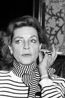 Stripes Collection: Lauren Bacall pictured at a press conference at Birmingham Hippodrome where she is