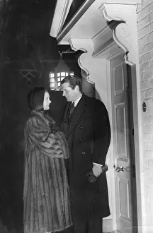 Laurence Olivier and wife Vivien Leigh outside their London home - 20 December 1950
