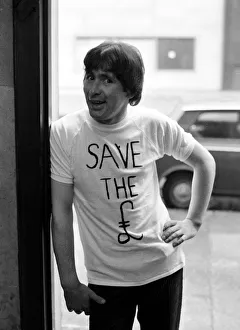 Lead singer of the Troggs pop group, Reg Presley wearing the T-shirts on Oxford St