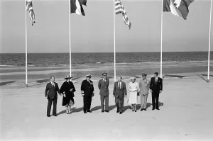 01286 Prints: Leaders in Normandy to commemorate the 40th anniversary of D Day