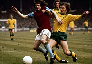 Images Dated 1st March 1975: League Cup Final at Wembley Stadium. Aston Villa 1 v Norwich City 0