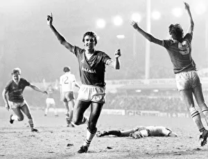 00530 Prints: League Cup Fourth Round replay match at Goodison Park. Everton 2 v West Ham United