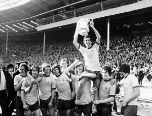 00006 Prints: League and FA cup winner Arsenal doing the double by beating Liverpool 2-1 With Frank