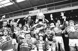 Arms Raised Prints: The Leeds RLFC seen here celebrating their 14 - 12 victory over St Helens in the Rugby