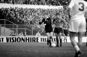 Leeds United 1 v. Sunderland 0. Division One Football. February 1981 MF01-33-034