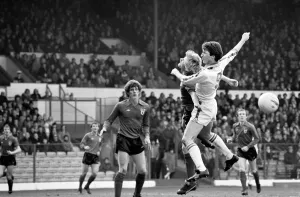 Leeds United 1 v. Sunderland 0. Division One Football. February 1981 MF01-33-094