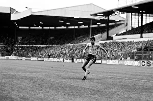 Leeds United 1 v. Sunderland 0. Division 1 Football. October 1981 MF04-06-080