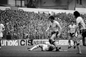 Leeds United 1 v. Sunderland 0. Division 1 Football. October 1981 MF04-06-055