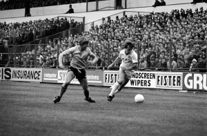 Leeds United 1 v. Sunderland 0. Division 1 Football. October 1981 MF04-06-071