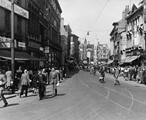 Advertising Prints: Leicester city centre, Gallowtree Gate from Horsefair Street looking towards the clock