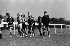 Jogging Prints: Leicester City manager Jimmy Bloomfield takes a training session. 29th July 1971