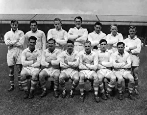 00071 Prints: Leigh Rugby League team group. Left to right: Back row (standing): Kindon, W. C