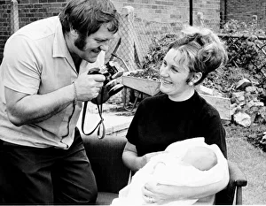 Les Dawson with his wife and his new baby daughter Pamela Jane dbase msi