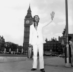 00099 Prints: Leslie Huckfield MP for Nuneaton, bearded and condsidered by many colleagues to have been
