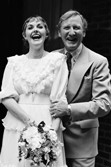 01100 Prints: Leslie Phillips marries Angela Scoular at the Queens Chapel of the Savoy