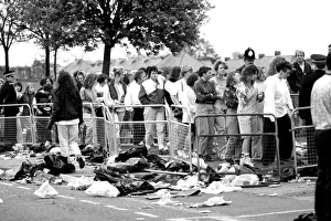 Lib - Boy Band New Kids on the Block perform at Whitley Bay Ice Rink 27 April 1990