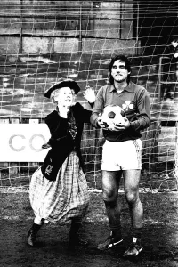 Lib - Football legend George Best giving actress Gudrun Ure some footballing tips during