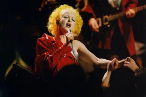 Core27 Prints: Lib - Singer Cyndi Lauper performing in concert at Newcastle City Hall 19 February 1995