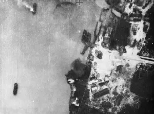 Smoke Prints: Liberator bombers of Strategic Air Force of the Eastern Air Command flew over 2