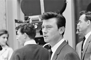 01110 Prints: Life at the Top, 1965 film, on location filming around The Economist building in St James