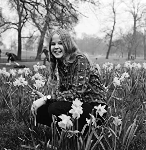 01144 Prints: Linda Blair, aged 15, who is the child star of the film The Exorcist