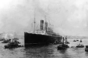00004 Prints: The Liner Lusitania was torpedoed on 7th May 1915 off the Old Head of Kinsale