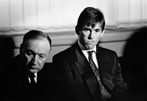 Liverpol manager Kenny Dalglish announces his resignation at a press conference
