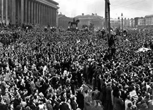 Homecoming Prints: Liverpool FC fans gather in St Georges square to welcome home the FA Cup winners