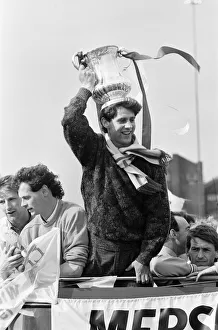 00936 Prints: Liverpool FC, Homecoming Victory Parade after winning the FA Cup