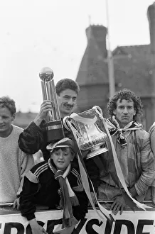 00936 Prints: Liverpool FC, Homecoming Victory Parade after winning the FA Cup