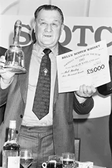 Award Ceremonies Prints: Liverpool manager Bob Paisley accepts his award for Bells Manager of the Year at a
