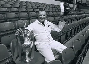 00237 Prints: Liverpool manager Bob Paisley with the league champioship cup 1982 Overalls