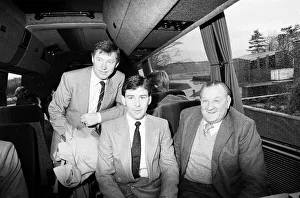 00365 Prints: Former Liverpool manager Bob Paisley (right) with Manchester United manager Alex
