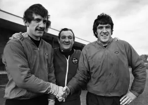 01127 Prints: Liverpool manager Bob Paisley with Terry McDermott and Emlyn Hughes