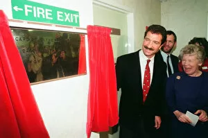 Images Dated 20th January 1993: Liverpool manager Graeme Souness took time out from his busy schedule to come back to