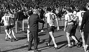 01127 Prints: Liverpool manager Bill Shankly goes forward to congratulate the Arsenal players as they
