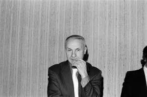 00462 Prints: Former Liverpool manager Bill Shankly pictured at a radio station in Liverpool