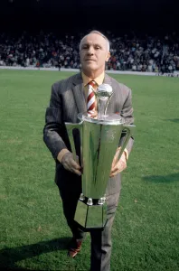 00462 Prints: Liverpool manager Bill Shankly receives the Bells Whisky Trophy for Manager of the Year