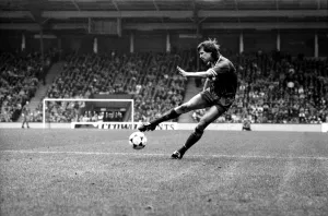 Liverpool v. Chelsea. May 1985 MF21-04-003 The final score was a four three