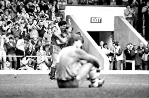 00231 Prints: Liverpool v. Chelsea. May 1985 MF21-04-026 The final score was a four three